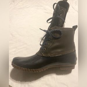 Duck boots- by Bass